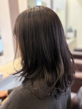 エルバ(Erba) セミロングレイヤー