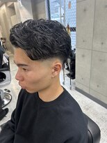 クロム トウキョウ ザ バーバーアルト 神保町店(CHROM TOKYO the Barber ALT)&nbsp;スキンフェード/リバースパーマ