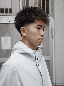 ソリズ ヘア クルー 池袋(SOLIZ HAIR CREW) フリンジカットT