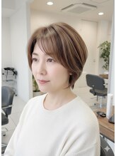 エフ・エール&nbsp;白髪ぼかしハイライト/白髪ぼかし/ハイライト/ショートカット
