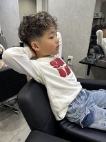 スティーン(STEEN)&nbsp;キッズパーマ／キッズハイライトカラー