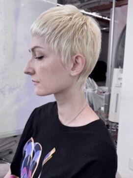 インスヘアー 梅田(INCE HAIR) 襟足すっきりショートカット首元きれい見えピクシーカット