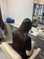 シシ 新宿(She 2.) 艶髪ロング/髪質改善カラー/暗髪/美髪/ロングヘアー/韓国風