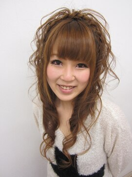 美容室イーナ(e na) 編みこみアレンジ♪