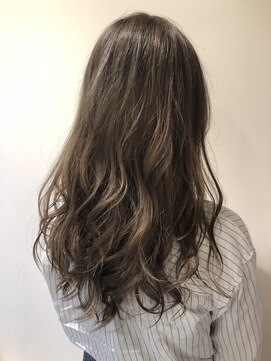 ロンド ブランシュ 錦糸町北口(Lond blanche) 【柴田彩香】ブリーチ必須のグレージュグラデーション☆