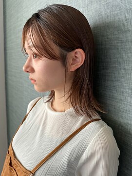 アム(amu) くびれミディアム/ミディアムレイヤー/くびれヘア/縮毛矯正