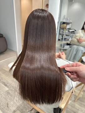 レヴ 草加店(LEV.) オリーブベージュレイヤーカットベビーピンク