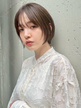 ビビディバビディブー 枚方ビオルネ店(Bibbidi.bobbidi.boo) 顔まわりレイヤー小顔カットナチュラルボブオリーブベージュ