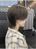 【GEEKS渋谷】センターパートウルフ/オリーブベージュ/中性ヘア