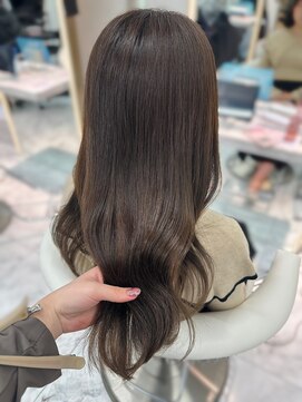 ロンドルピナス 小倉(Lond Lupinus) ミディアムヘア暗めカラー/デザインカラー/フェイスフレーミング