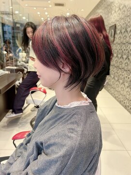 アース 豊橋店(HAIR&MAKE EARTH) earthショートレイヤーボブミルクティー丸みショートボブ