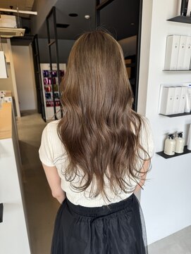 ミー 岡崎(mii) ミルクティーベージュ[岡崎.北岡崎.ダブルカラー]