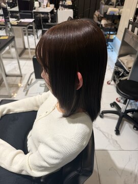 冬映え◎艶ボルドーブラウン