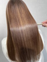 ルアナ(Luana)&nbsp;艶髪ナチュラルストレート【水戸/髪質改善】