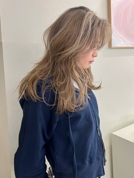 ウィットサークル(wit circle) ハイライトデザインカラー/レイヤーカット