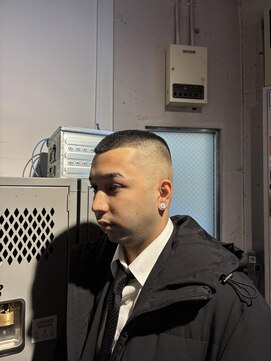フランクスバーバーザスタンド(Frank’s barber the stand) MEN’S HAIR/波巻ツイストスパイラル/フェザーパーマ/I