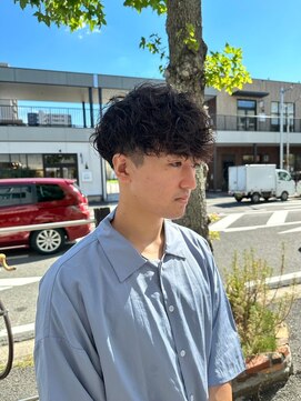 エディ(Edy) ツイストスパイラルパーママッシュ刈り上げメンズ眉毛カット