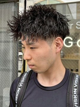 キングオブヘアバイノイズアンドフィフス 京都駅前店(KING of hair by NOISM&fifth) 京都五条メンズカットアクティブショートフェザーショート眉毛◆