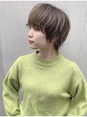 大人ナチュラル外ハネショートウルフ耳かけ小顔ショート