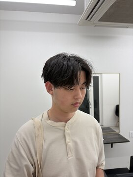 ステージ(STAGE) センターパート コンマバング シャドウパーマ