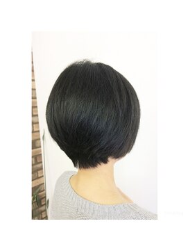 ヘアーデザイン オアジ(OASI) 上品マダムグラボブ