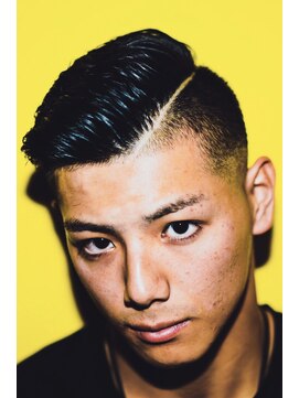 クロムトウキョウ ザ バーバー 新宿本店(CHROM TOKYO the Barber) スキンフェードバーバースタイル　新宿/メンズカット/バーバー