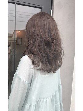 クッカ(kukka) 【kukka 楠　留美】ユルフワ☆ミディアムヘア