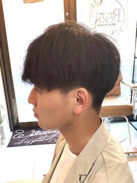 リゼロ(ReZERO) 刈り上げマッシュカット