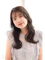 シロ シンジュク(shiro shinjuku) 韓国風くびれヘア/透明感カラー