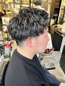 フランクスバーバーリザーブ 人形町店(FRANK’S BARBER RESERVE) ピンパーマスパイラル　ｙ