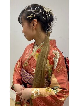 リック(Ric by KENJE) 【イベントヘアアレンジ(成人式や前撮りに☆)】