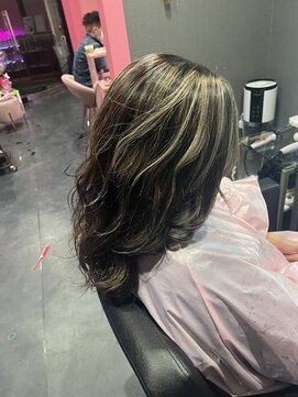 ヴィアンジュ(viange) #ハイライト#ハイライトカラー#夏カラー#ハイトーン