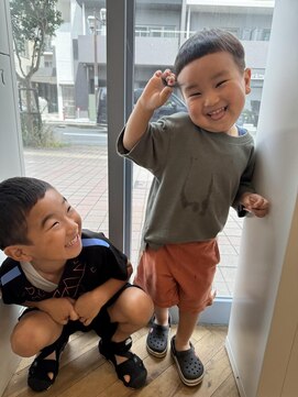 ロミー 本厚木(ROMMY.) マッシュパーマ/前髪パーマ/ハイトーンカラー