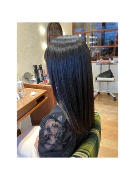 エルサフィロ キタハマ(el zafiro kitahama) 20×30×40代×縮毛矯正×オージュアTR×ツヤ感UPロング