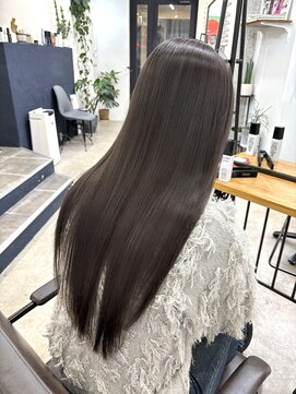 イースエモーション(ease et motion) 【天神.大名.今泉】透け感◎地毛風グレージュ