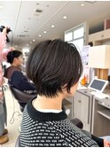 ショートボブ