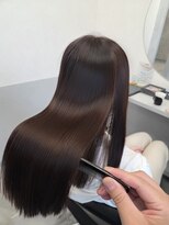 トッカ 茨木(tocca)&nbsp;【tocca茨木　篠原】ピンピンにならない柔らかく自然な縮毛矯正