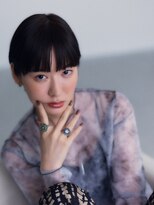 トリエラ 新宿(TRIELA) 大人モードな黒髪マッシュショート