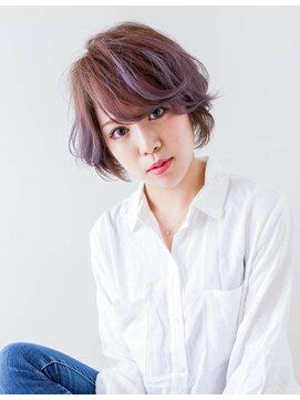 エール(a:le) ラベンダーアッシュ ショートボブ