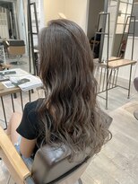 キキ(kiki by KENJE) グレージュ ハイライト×グラデーション