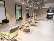 イフ ヘアーサロン(if... hair salon)の雰囲気（内装もコンクリート調で落ち着きのある空間をご提供します。）