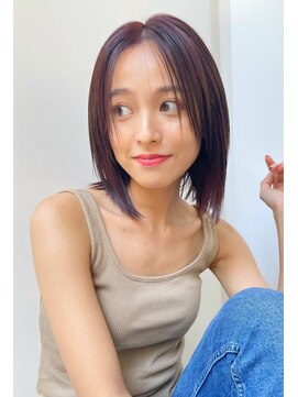 ミィ 表参道(mee.) 【mee.】　ストレートミディアム　表参道駅5分