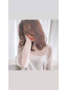 イニット 奈良新大宮(init.) 20代 30代 40代 カールボブ ワンレングスボブ ペールベージュ