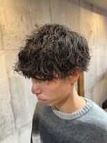 レオン(LEON)&nbsp;ツイスパ　波巻き　パーマ