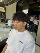 アイズ 海老名(AIZU)&nbsp;ツイストスパイラルパーマ　ツイストパーマ　メンズパーマ　眉毛