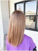 大人可愛いミディアム透明感ミルクティーベージュ