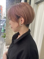 ヨヨ 人形町(YOYO)&nbsp;ピンクカラー(ブリーチあり)ショートヘア20代/30代/40代