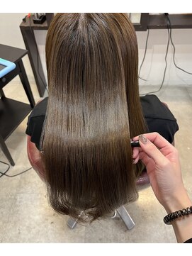 ミーテ(mi:te) 艶髪