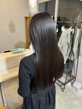 スアバイキキ(SuA by kiki.) 黒髪カタログ/ボブルフ/ネビージュ/ワンレン/小顔スタイル[千葉]