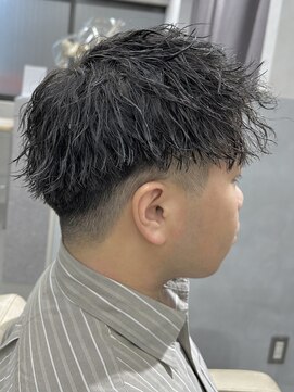 メンズ ラ ジェム(men's la gemme) 初めてのパーマにもオススメ自然なツイストスパイラルパーマ